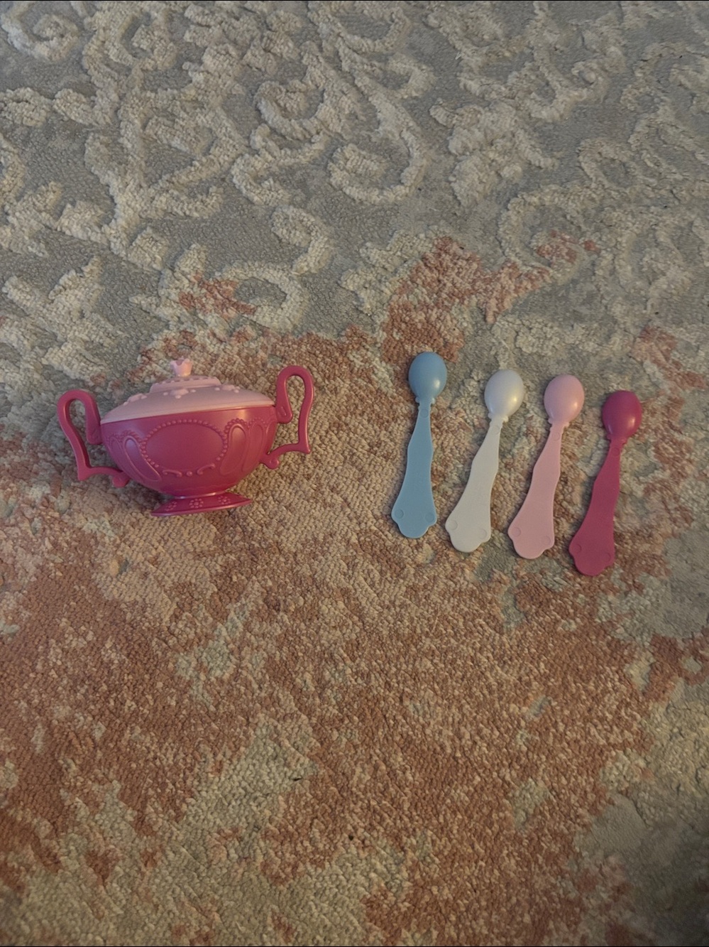 Disney Princess Tea Party Play Set - Picture 5 of 9